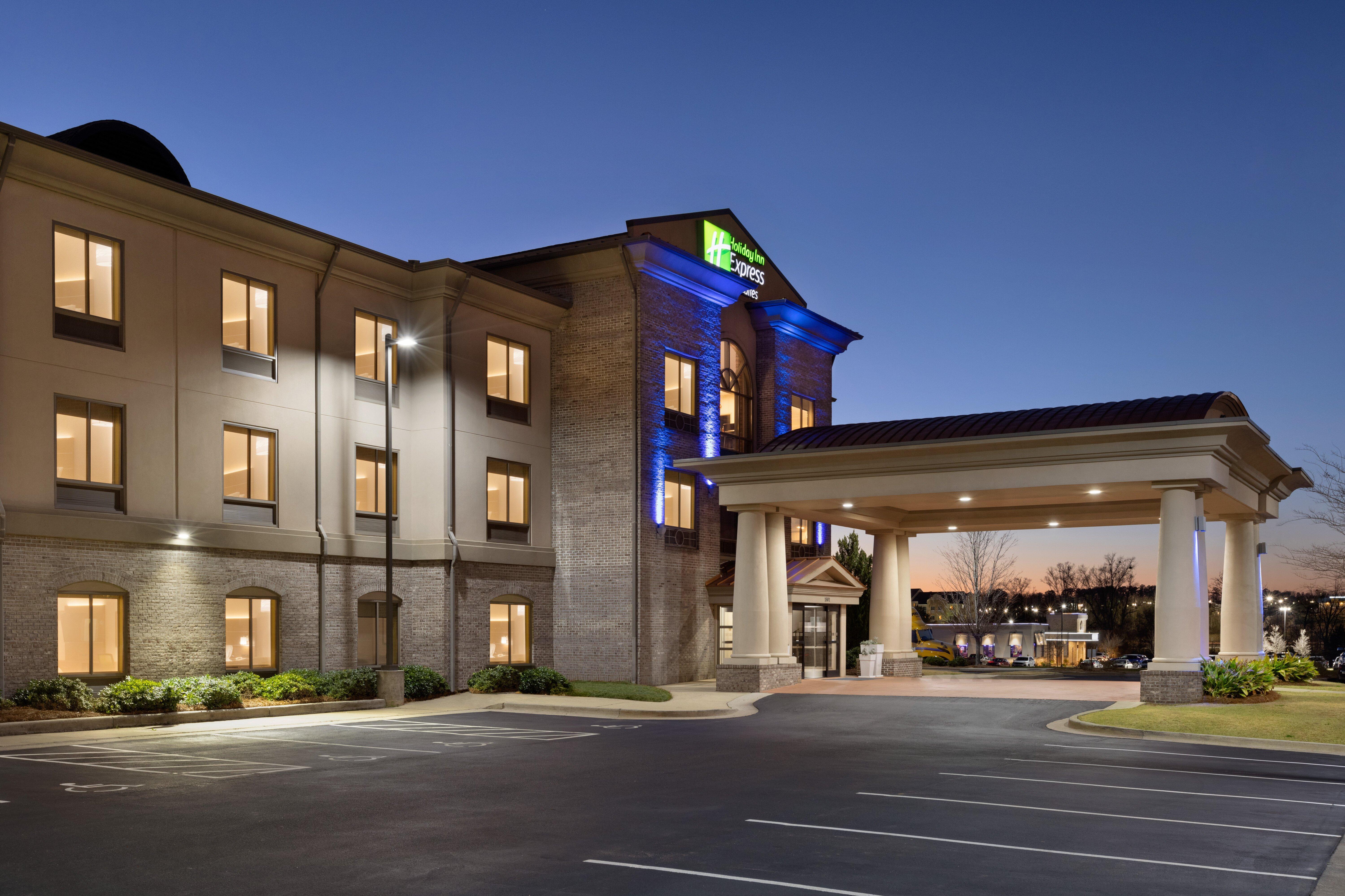 Holiday Inn Express Hotel & Suites Opelika Auburn, An Ihg Hotel Exterior photo